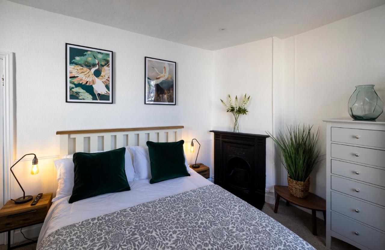 Modern Cottage For Couples, Parking, 3 Min 2 Beach ビール エクステリア 写真